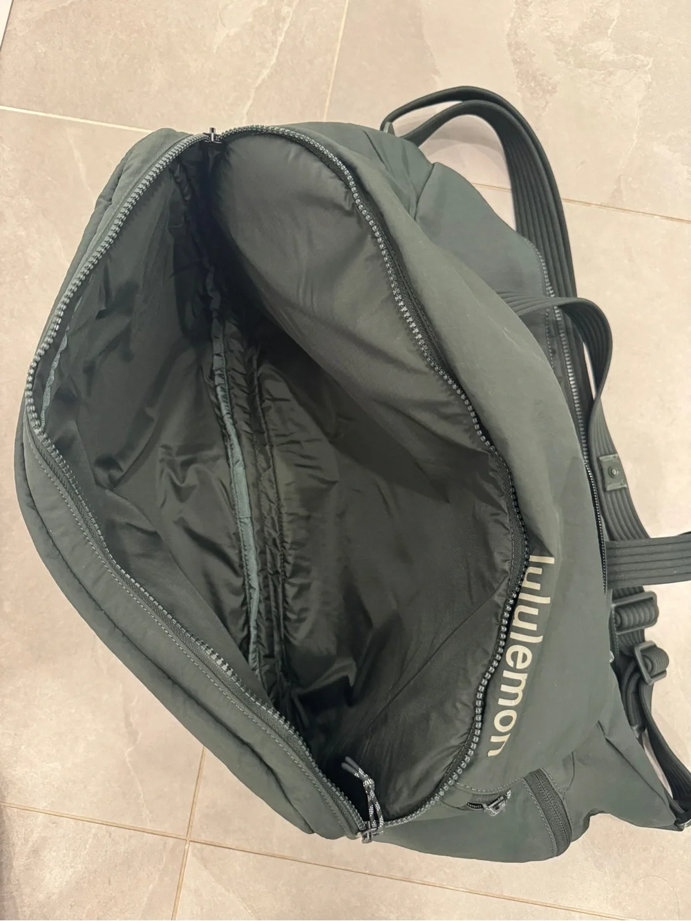 lululemon athletica top handles
